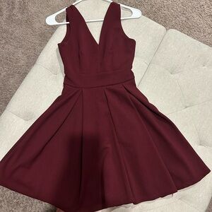 Elegant Burgundy Sleeveless Dress